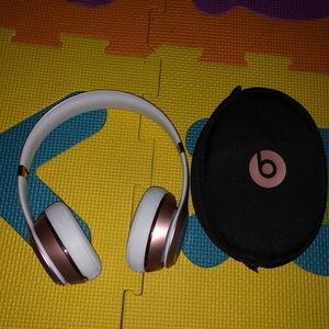 Pink Beats Solo 3